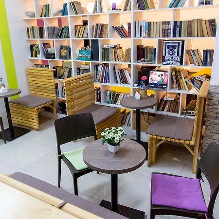 Хостел 689Capsulehotel&Coffee Almaty Esterno foto
