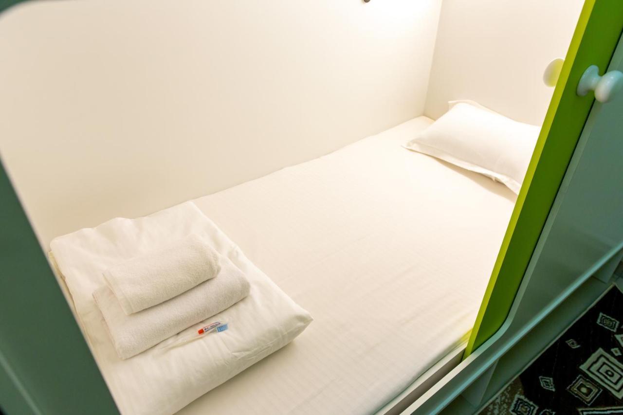 Хостел 689Capsulehotel&Coffee Almaty Esterno foto