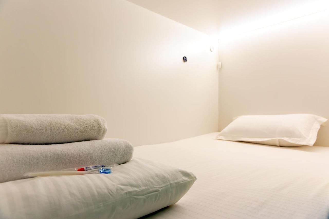 Хостел 689Capsulehotel&Coffee Almaty Esterno foto
